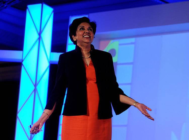 इन 10 लोगों ने विदेश में किया भारत का सिर ऊंचा