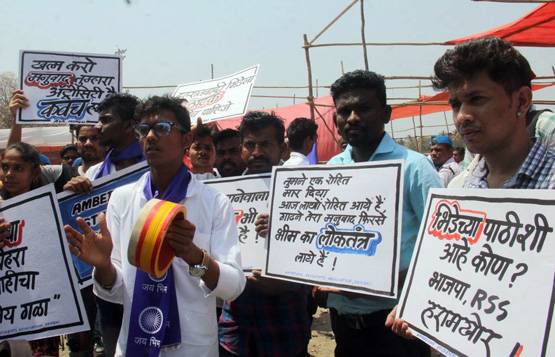 भीमा कोरेगांव विवाद की कहानी जिसमें 5 वामपंथियों पर हुआ एक्शन