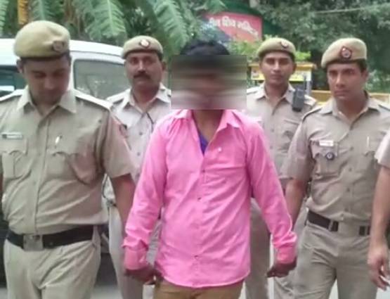 1.5 लाख में GB रोड पर पत्नी को बेचने पहुंचा शख्स, गिरफ्तार