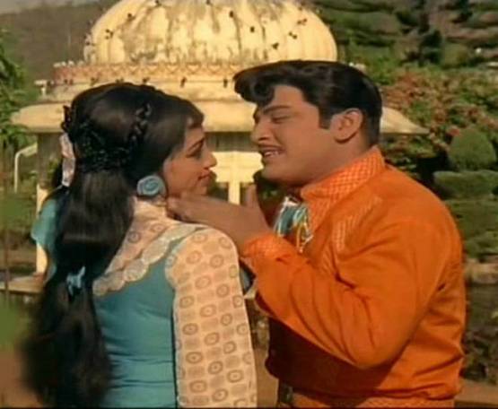 करुणानिधि का वो बेटा जो बागी होकर जयललिता से मिल गया था