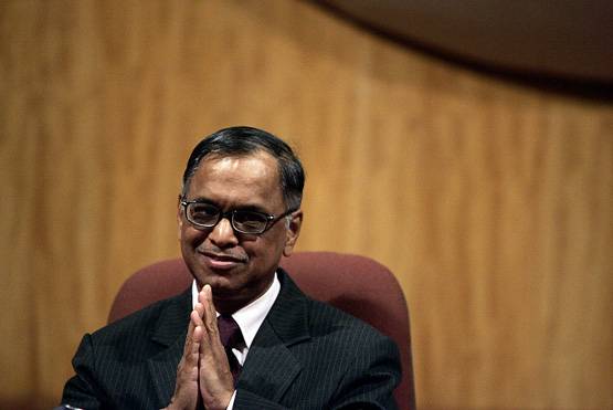 उधार लेकर किया था बिजनेस, अब 139 अरब के मालिक हैं नारायणमूर्ति