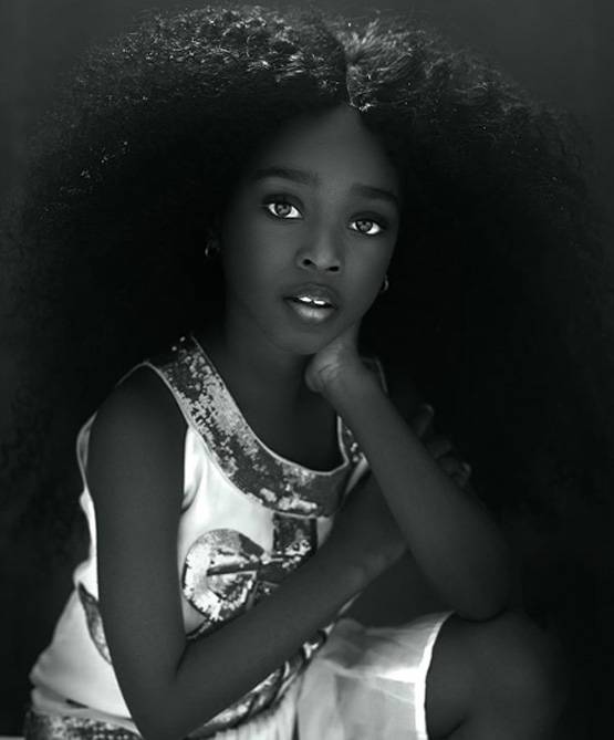 5 साल की बच्ची से दिलवाए 'एडल्ट पोज', फोटोग्राफर की आलोचना