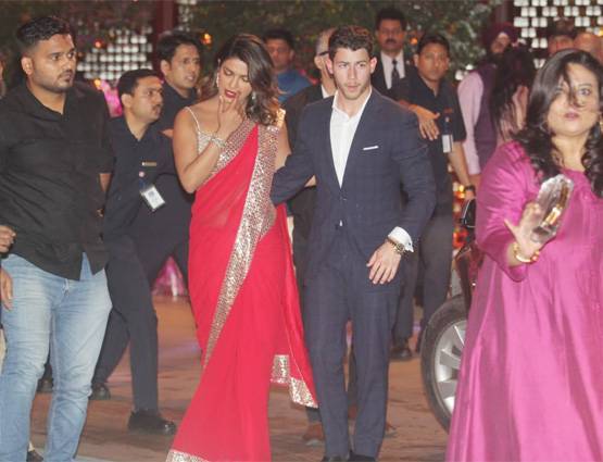 जानें- प्रियंका और उनके मंगेतर निक में कौन ज्यादा अमीर?