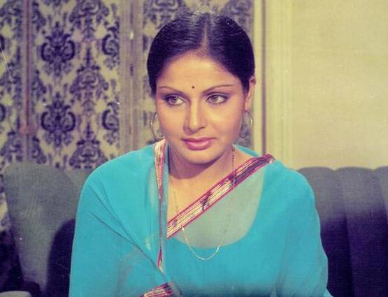 लाइमलाइट से दूर अब ऐसी है राखी गुलजार की लाइफस्टाइल