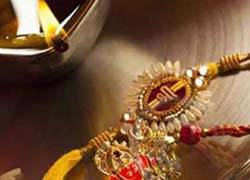 भाई के खुशहाल जीवन के लिए रक्षाबंधन पर राशि अनुसार करें ये उपाय