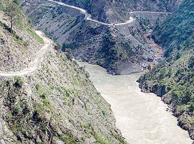 सिंधु जल समझौते से ऐसे बंटा है भारत-PAK में 6 नदियों का पानी