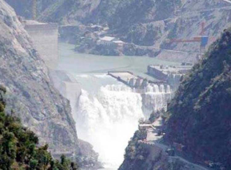 सिंधु जल समझौते से ऐसे बंटा है भारत-PAK में 6 नदियों का पानी