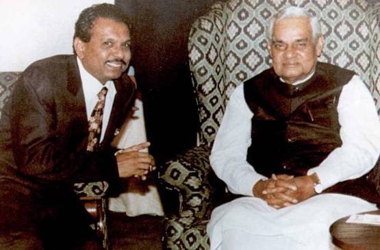 UAE से 700 करोड़ के बवाल के पीछे है ये शख्स, 273 अरब का है मालिक