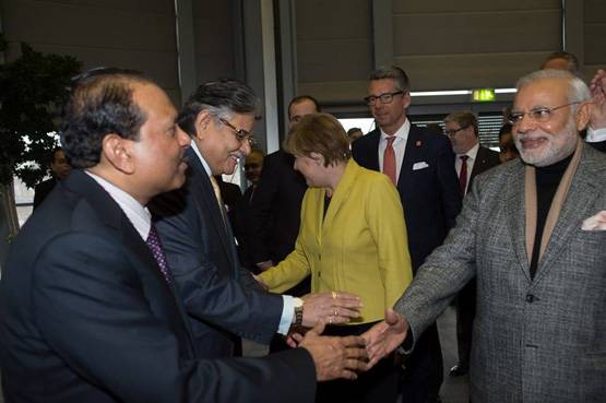 UAE से 700 करोड़ के बवाल के पीछे है ये शख्स, 273 अरब का है मालिक