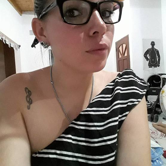 ड्यूटी पर पुलिसवाली ने दूसरे के बच्चे को पिलाया दूध, मिला प्रमोशन