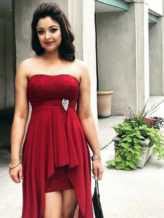 बाल मुंडवाना चाहती थीं तनुश्री, फिर पकड़ ल‍िया अध्यात्म का रास्ता