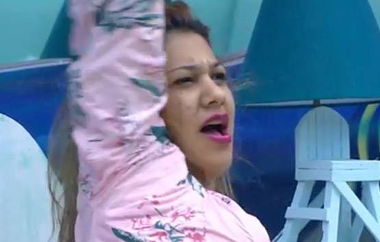 BB 12: सुबह बेड पर सबसे पहले ये करती हैं जसलीन, आपने किया गौर?