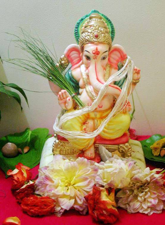 घर में भूलकर भी ना रखें गणपति की ऐसी मूर्ति, होता है अशुभ