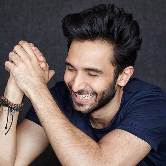 बॉलीवुड 'बाजार' में विनोद मेहरा के बेटे की दस्तक, कहां था ये स्टार?