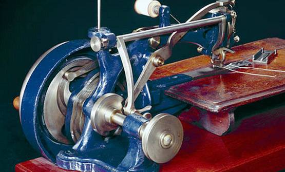 इस शख्स ने दी थी पहली सिलाई मशीन, फिर चला 'सुई-धागा'