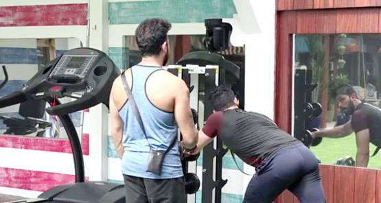 बिग बॉस में जिम ट्रेनर बने श्रीसंत, कंटेस्टेंट को दे रहे टिप्स