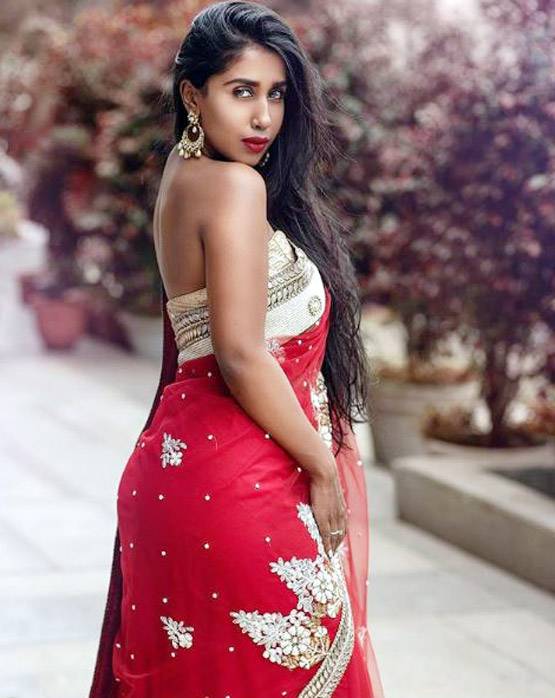 ब‍िग बॉस में होगी इस मॉडल की वाइल्ड कार्ड एंट्री! द‍िखेगा बोल्ड अंदाज