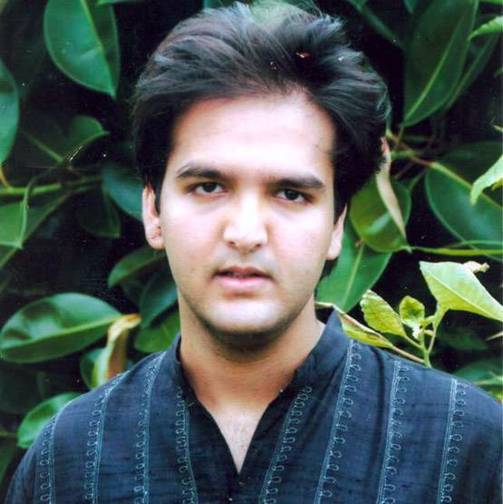 जानें- आनंद पीरामल-ईशा अंबानी के बिजनेस और एजुकेशन के बारे में