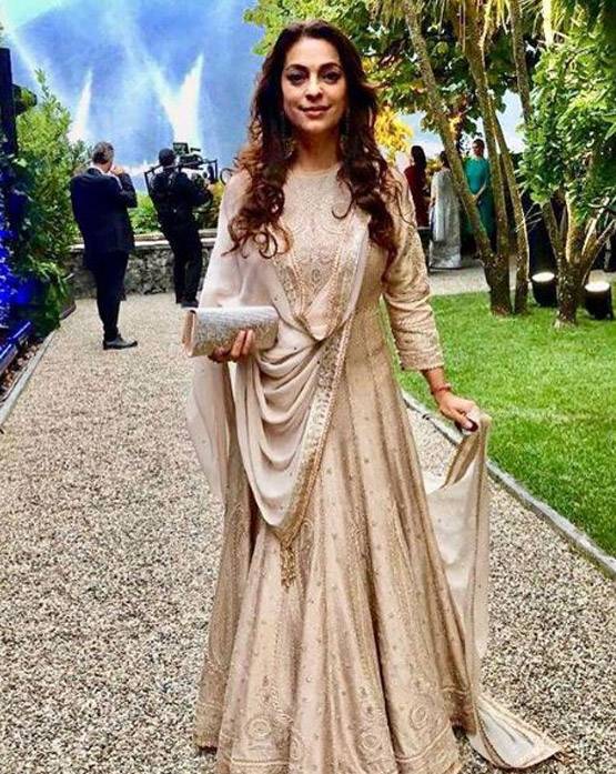 ईशा अंबानी की सगाई की Inside pics, आमिर खान भी आए नजर