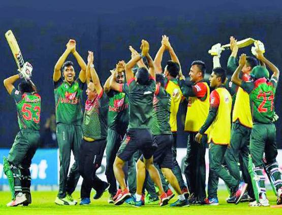 जीत की उम्मीद में इस खिलाड़ी ने किया नागिन डांस, फिर हार गई टीम