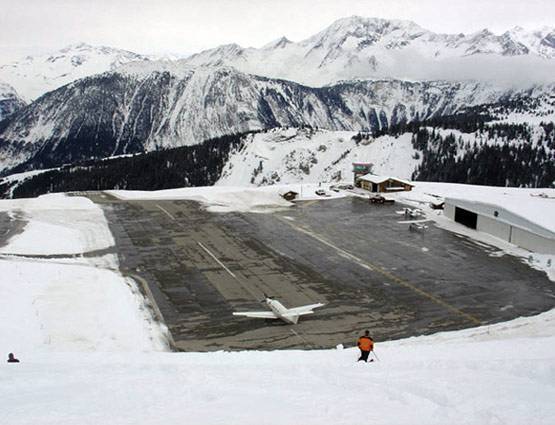 सबसे खतरनाक हवाई पट्टियां, लैंडिंग के वक्त थम जाती हैं सांसें