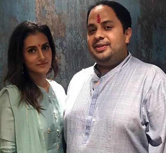 'इश्कबाज' एक्ट्रेस ने बॉयफ्रेंड से की गुपचुप सगाई, Photos वायरल