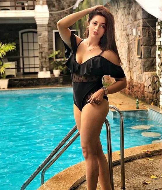 BB-12: नहीं दिखेगा नेहा का बोल्ड अंदाज, बिकिनी पहनने से इंकार