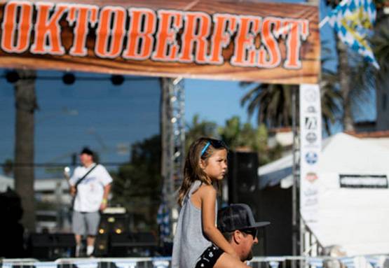 200 साल पुराना है ये फेस्टिवल, बहती हैं बीयर की नदियां...