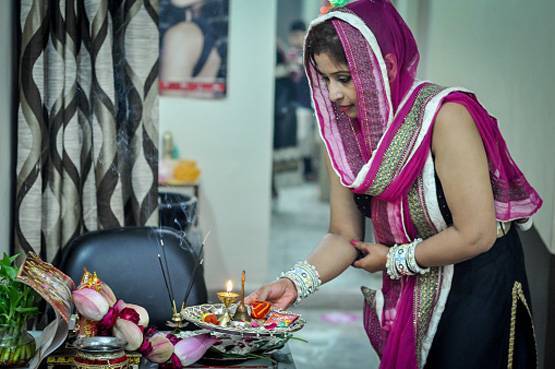 हरतालिका तीज आज, सुहागिनों के लिए खास, जानें विधि-विधान