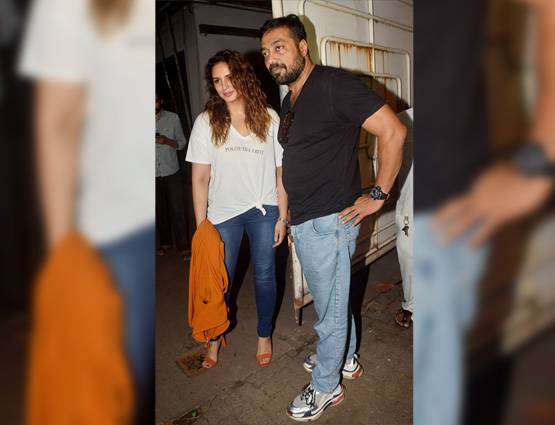 एक्स वाइफ से ऐसे गले मिले अनुराग कश्यप, 3 साल पहले हुए थे अलग