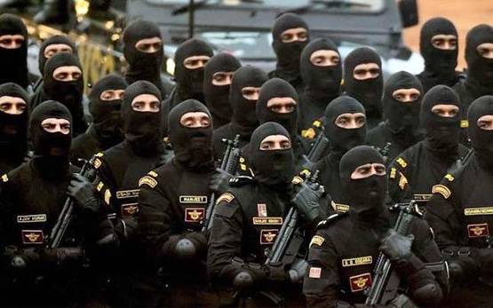 जानें- कैसे बनते हैं ब्लैक कैट कमांडो? ऐसे होती है ट्रेनिंग