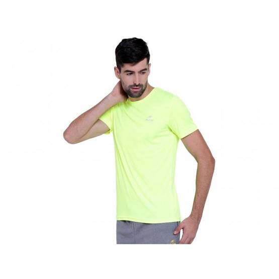 न्यू ट्रेंड! प्लास्टिक की बोतलों से बनी हैं टी-शर्ट्स, खूब फायदे