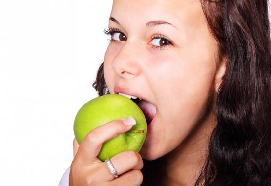 20, 30 और 40 की उम्र में ऐसी रखें डाइट, रहेंगे फिट और जवां