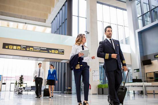 एयर होस्टेस के इंटरव्यू में पूछे जाते हैं ऐसे सवाल, आप भी जानें