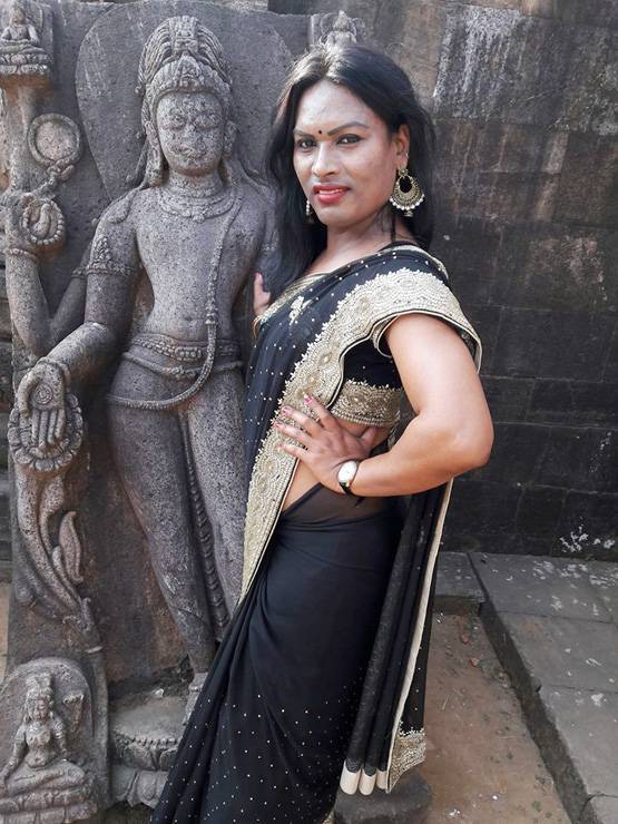 पहली ट्रांसजेंडर अफसर BF से करेगी शादी, 2 साल से है लिव-इन में