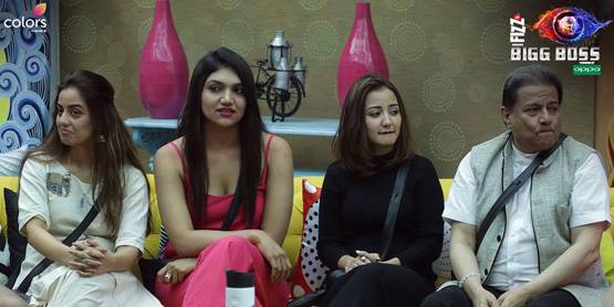 टिप-टिप पर नेहा संग जसलीन का डांस, जलोटा ने किया सूर्य नमस्कार