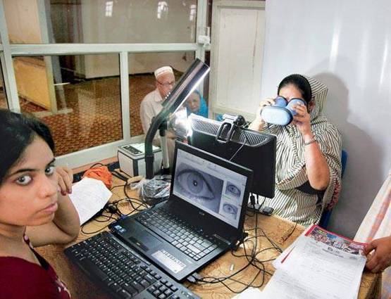 आधार 'निराधार' नहीं, जानें- कब आया आइडिया और क्या हुए बवाल