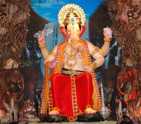 लालबाग के राजा की शान इस बार देखी क्या? PHOTOS