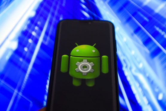 10 साल का हुआ Android, पहले फोन में नहीं था टच स्क्रीन