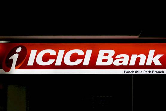 ...जब ICICI बैंक में लगी कतारें, इस वजह से रातोरात खाली हुए ATM