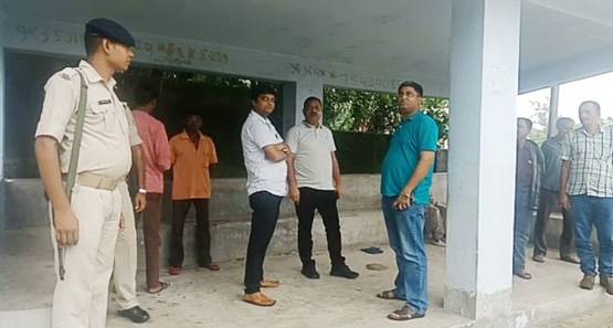 एक शव पर 2 पर‍िवार का दावा, हुआ है खतना-हाथ पर श्री राम का टैटू