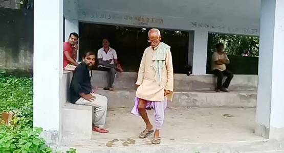 एक शव पर 2 पर‍िवार का दावा, हुआ है खतना-हाथ पर श्री राम का टैटू