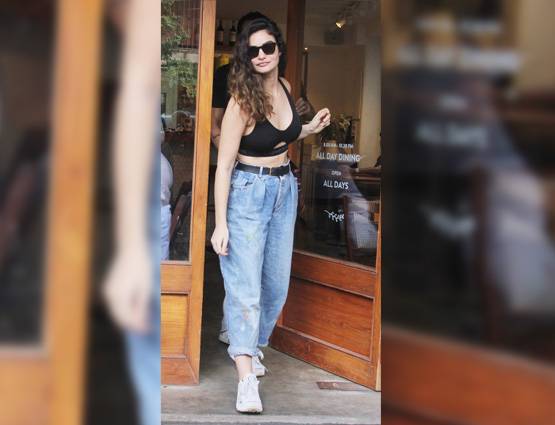 PHOTOS: इस मॉडल को डेट कर रहे अर्जुन रामपाल, पत्नी से हो चुके अलग