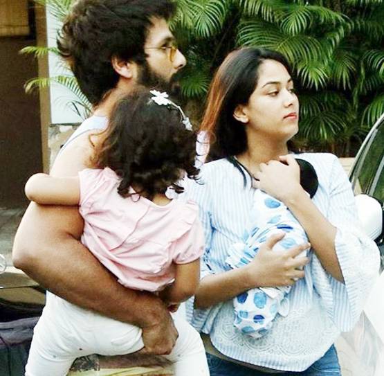 ब्रेस्टफीडिंग को मीरा मानती हैं बच्चों के लिए सबसे बड़ा ग‍िफ्ट