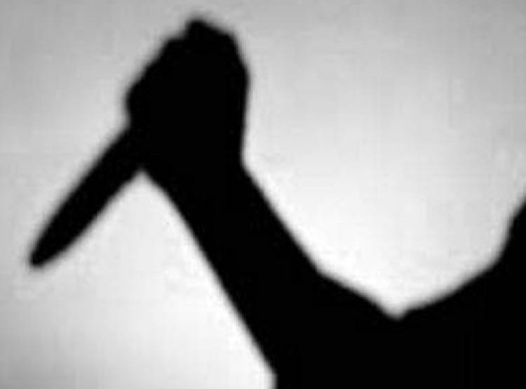 लड़की ने आंख पर पट्टी बांधकर संबंध बनाने को कहा, फिर रेता गला