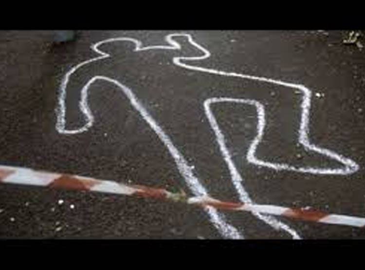 लड़की ने आंख पर पट्टी बांधकर संबंध बनाने को कहा, फिर रेता गला