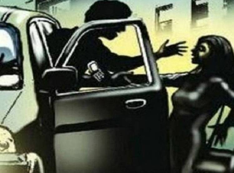 लड़की के साथ 12 साल तक होता रहा रेप, 8 बार हुआ अबॉर्शन