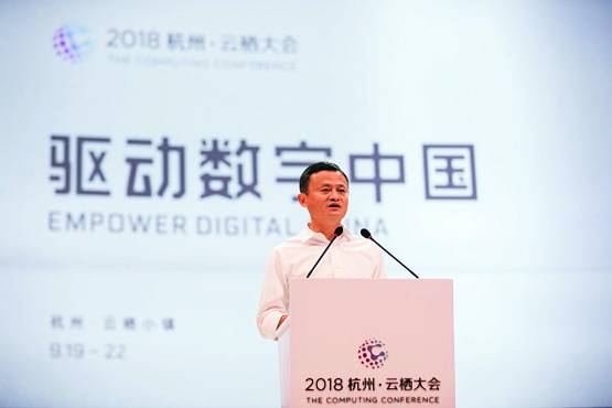 गजब: ये रोबोट होटलों में परोसेंगे खाना, साफ करेंगे रूम