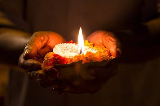 गया में ही क्यों पितरों का श्राद्ध करने जाते हैं लोग? जानें