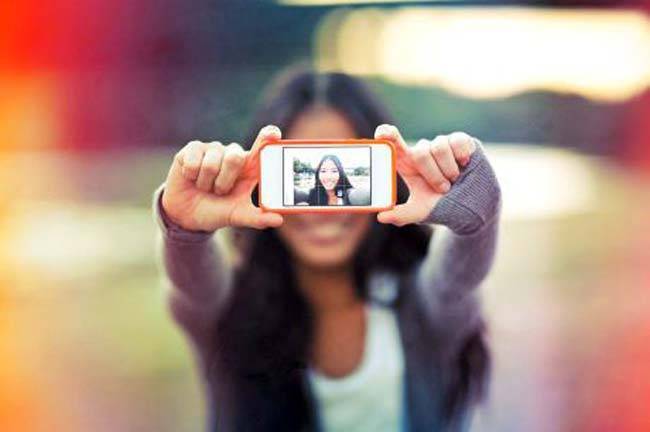 सेक्स चेंज कराकर लड़का बन रहीं लड़कियां, मंत्री ने बैठाई जांच